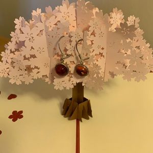 NWOT Genuine natural Amber earring